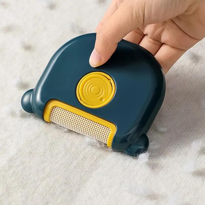 Mini Lint Remover – Portable Pet Hair Brush for Clothes